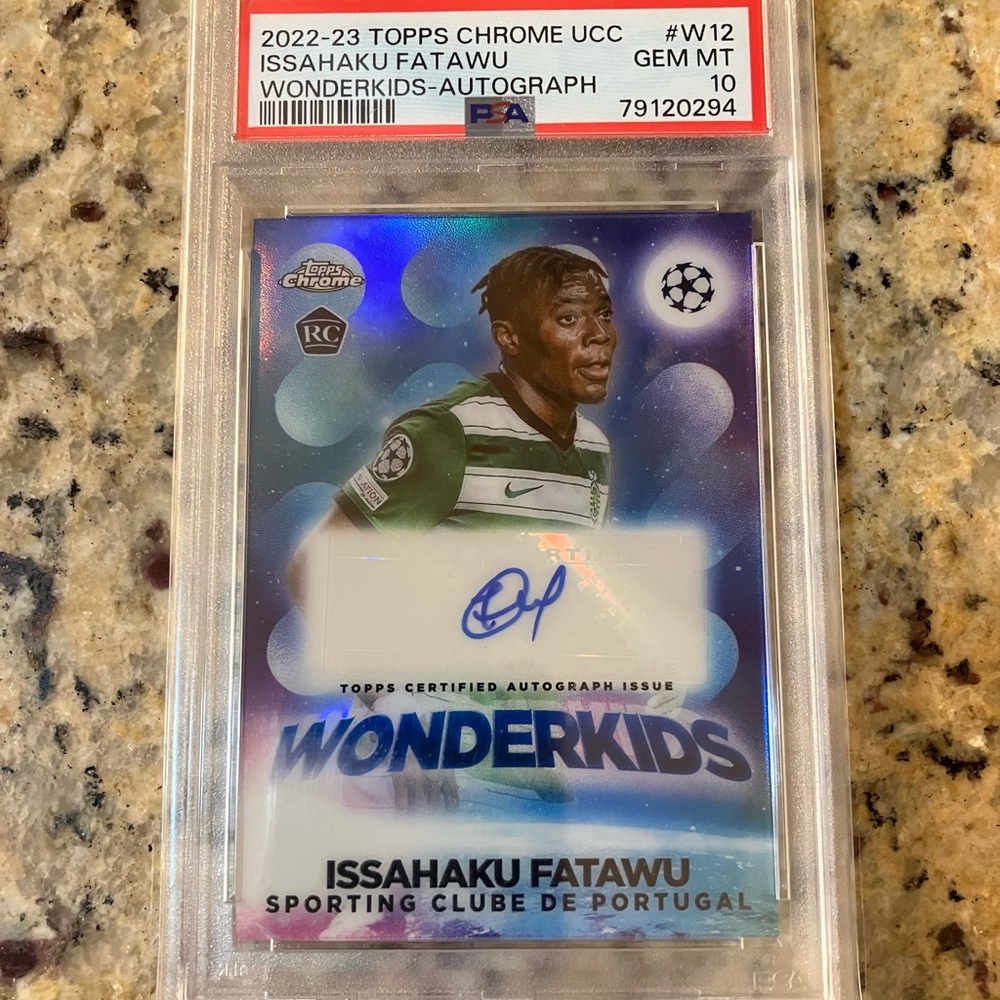 ISSAHAKU FATAWU 2022 Topps Chrome UEFA RC #W12 Wonderkids Auto PSA 10 GEM MINT